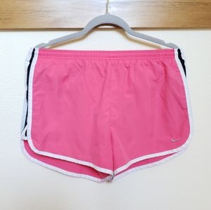 NIKE Dry Fit Athletic Short M in Pink
